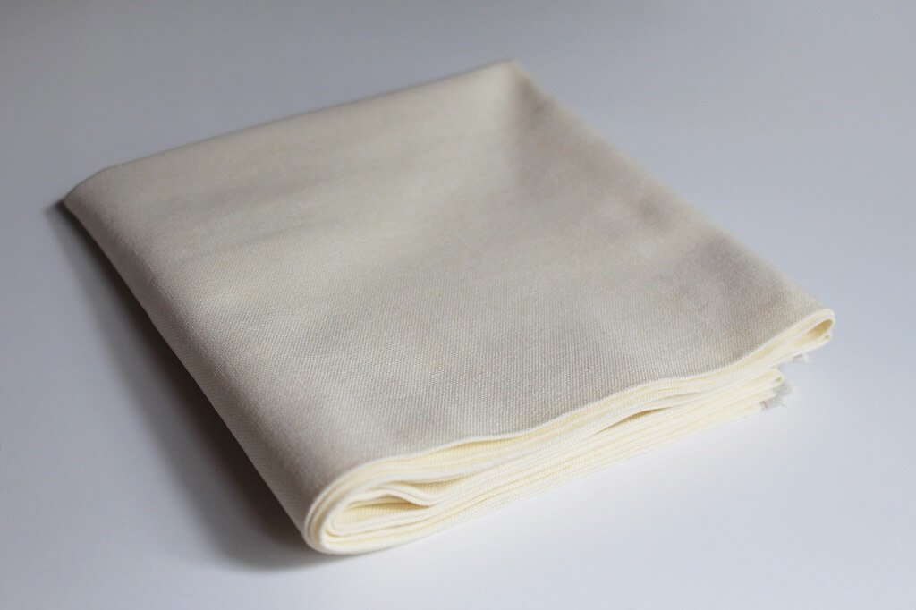 LINEN PLAIN DYED KC 20 COL.6 CREAM Linen