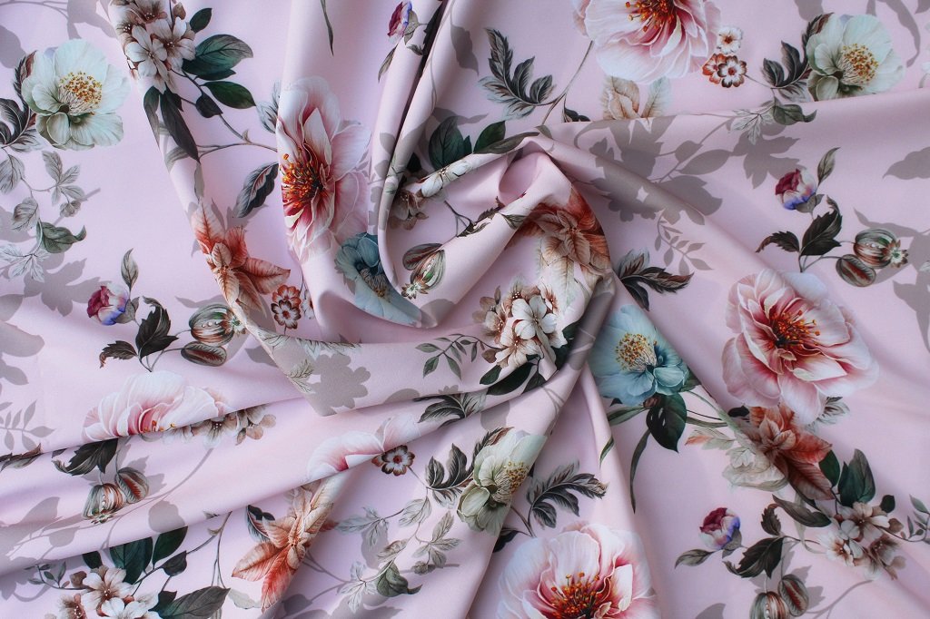 POLYESTER STRETCH DRESS FABRIC DES.4/3 PALE PINK BACKGROUND